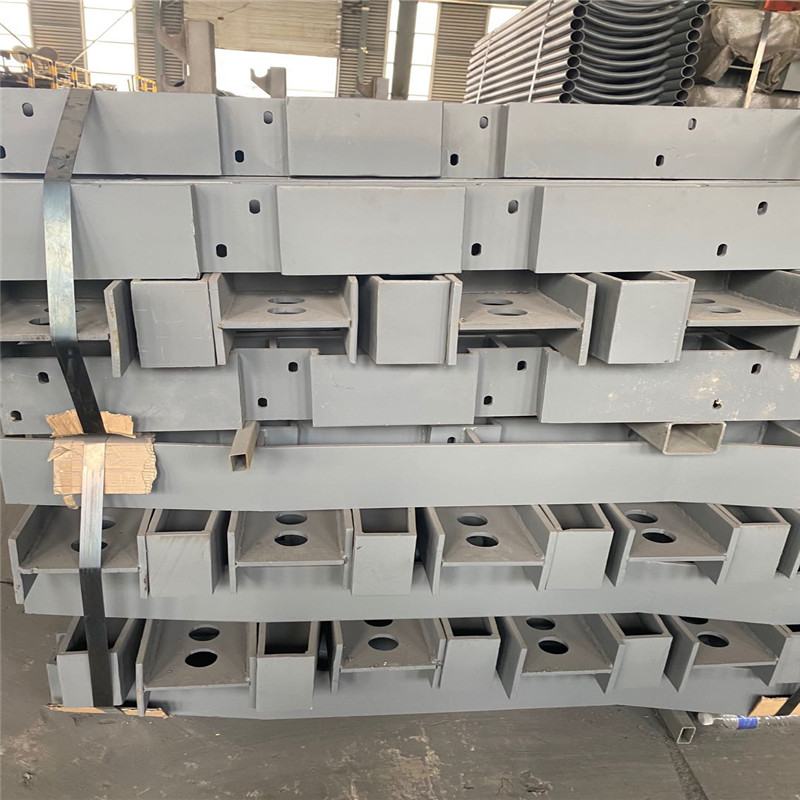 AASHTO M-180 Hot Dip Galvanized Guardrail Crash Barrier for Road Safety
