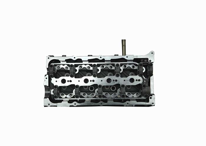 Hyundai D4CB Diesel Engine Cylinder Head 221004A020 221004A025 221004A030
