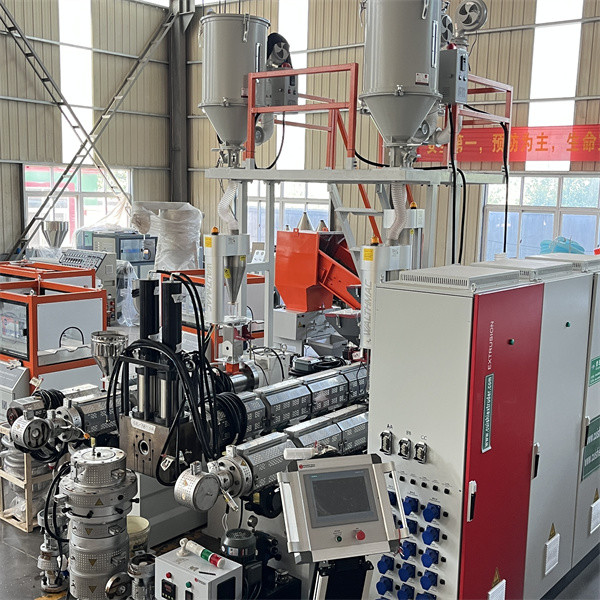 Plastic Water Gas Oil Supply Pipe Tube Extrusion Production Line Single Screw Extruder Pipe Making Machine