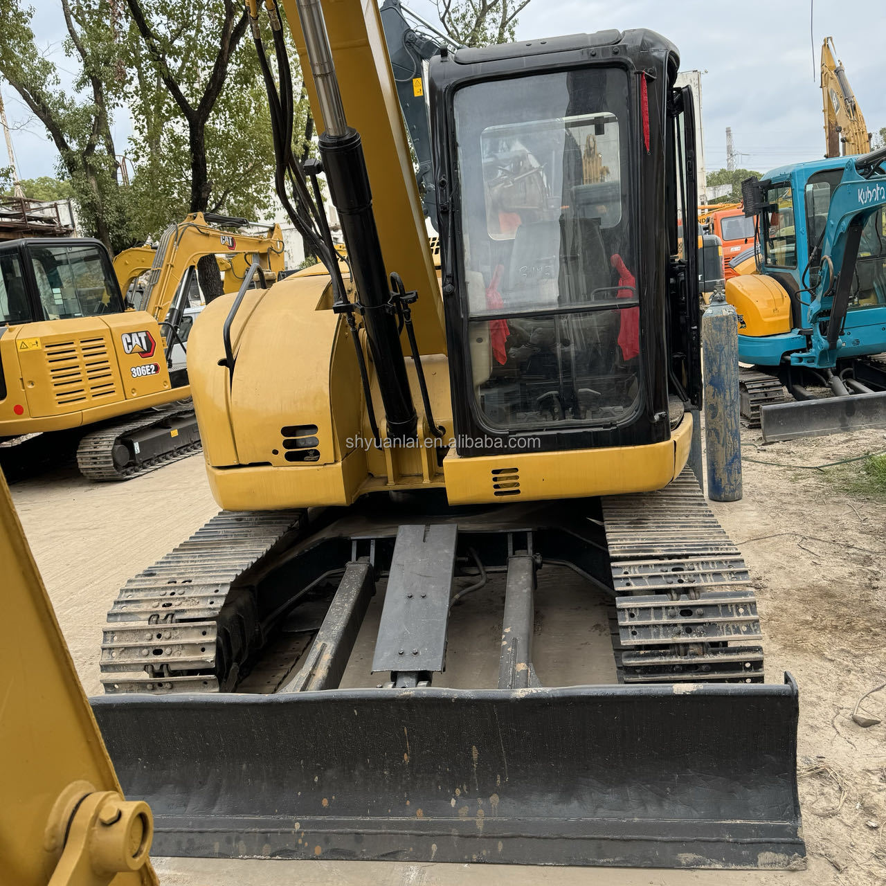 Affordable CAT308c Excavator with Strong Power Original Hydraulic Cylinder Included