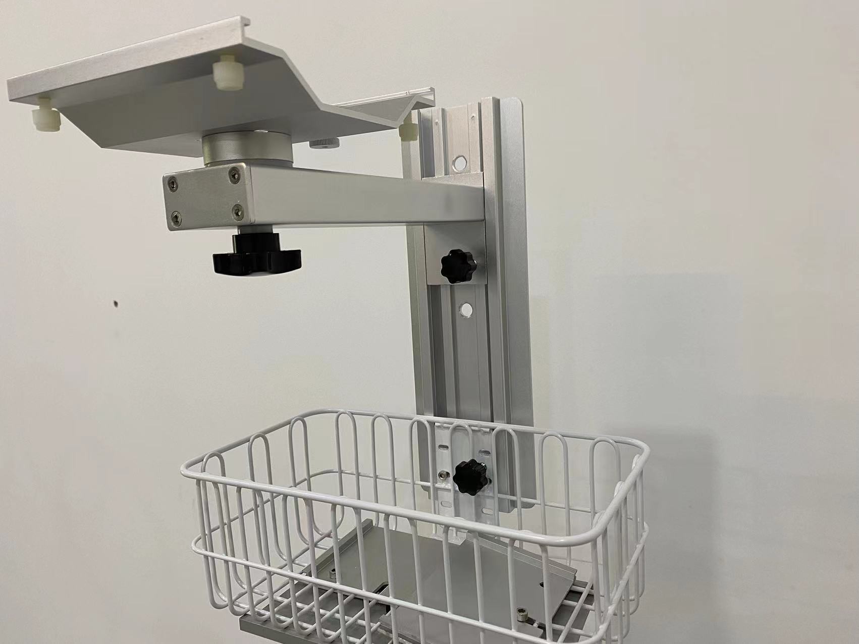 L 180 Degrees Rotation Neonate Patient Monitor Wall Mounting Bracket Aluminum