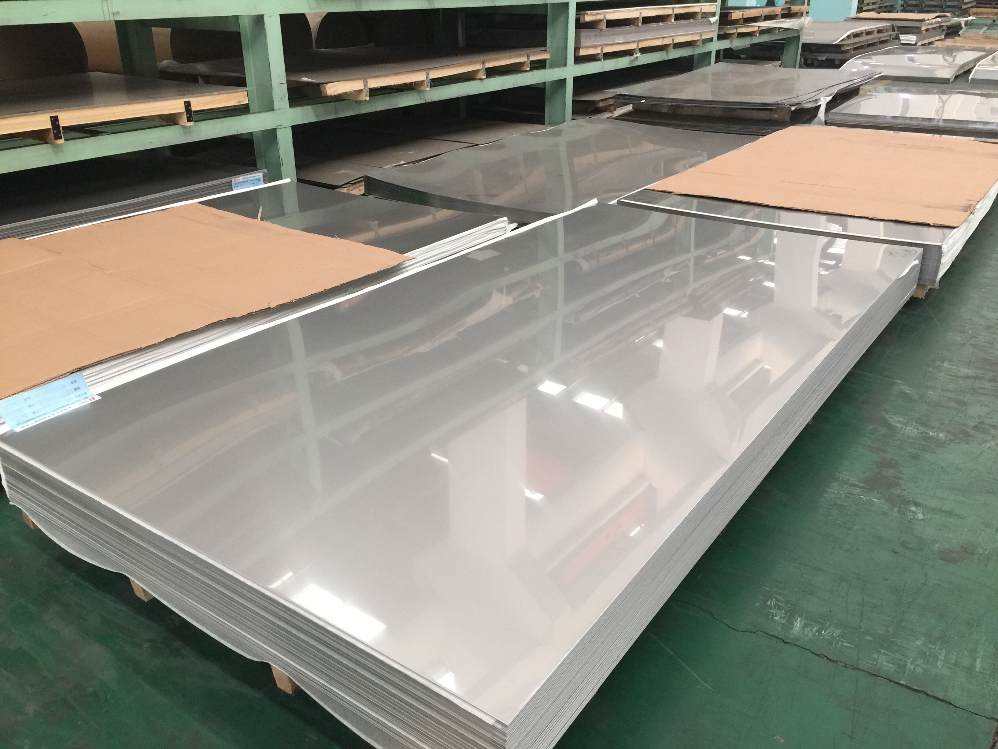 ASTM A240 1Cr13 SUS410 DIN1.4006 Martensitic Stainless Steel Sheet 0.5-3MM High Strength