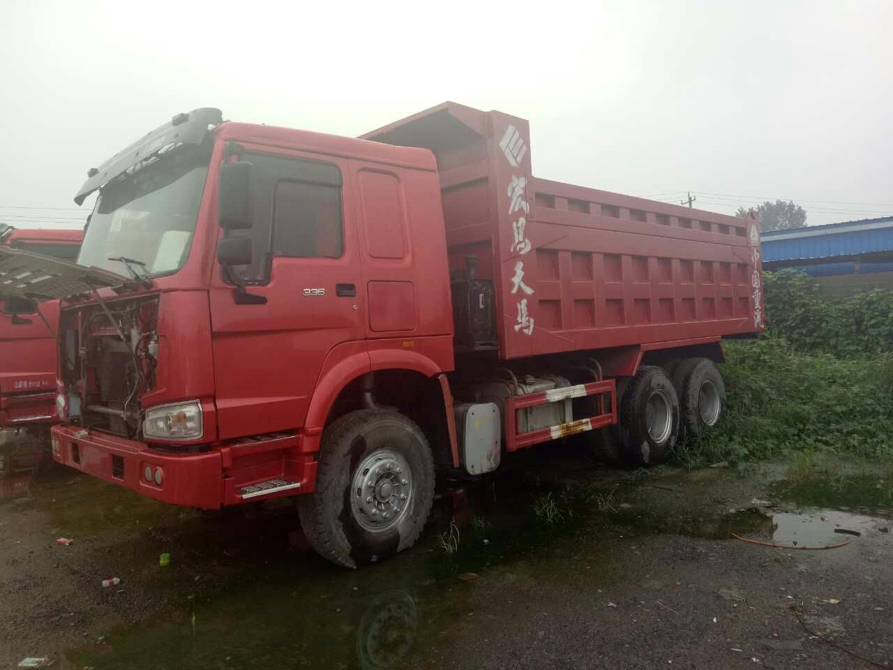6*4 HOWOused sinotruck china  2012 5000  hours  dump truck for sale 371HP  10 Tires