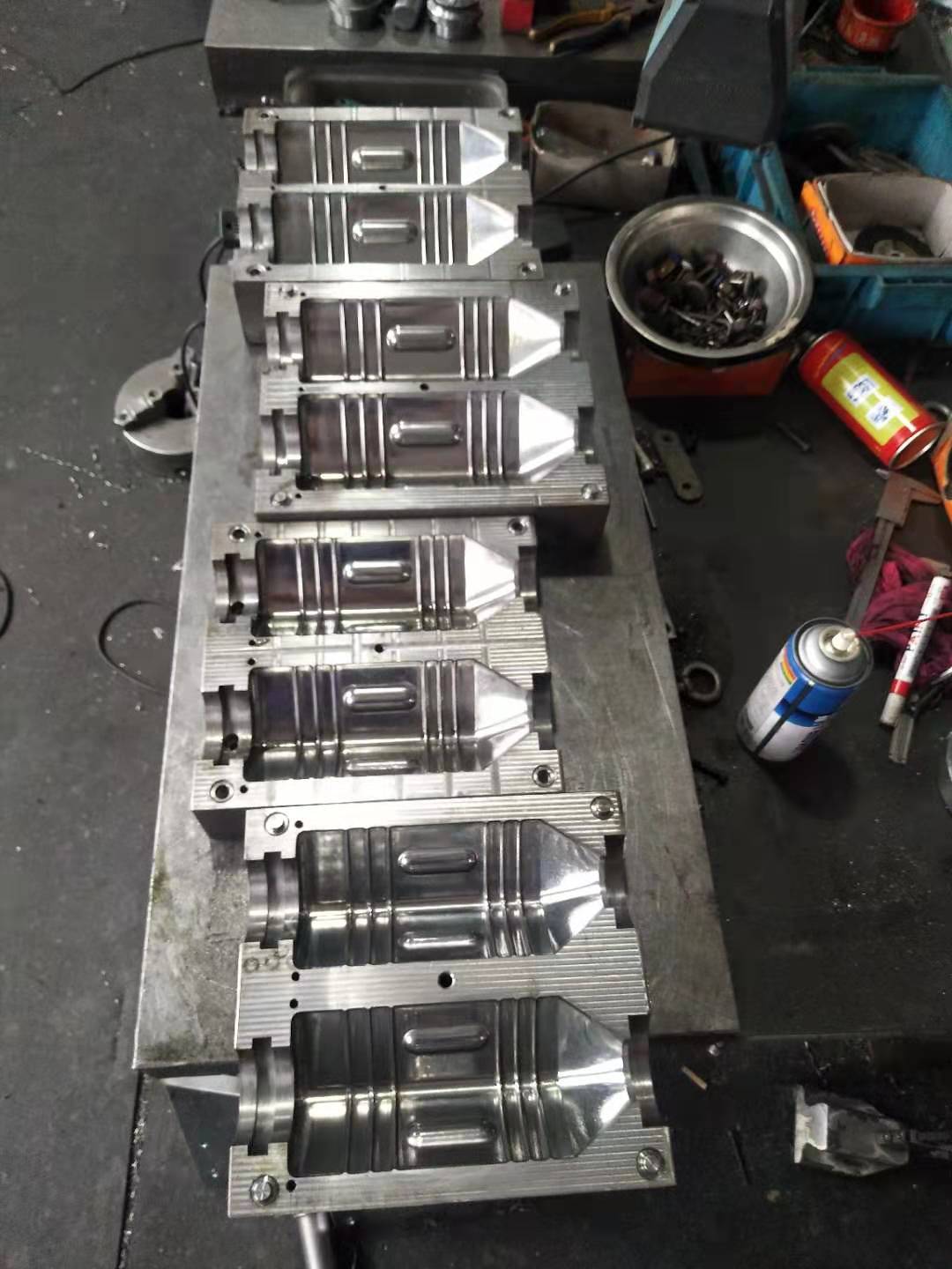PET Bottle 1 Cavity 6L Blowing Mould Machine with Far Infrared Heater