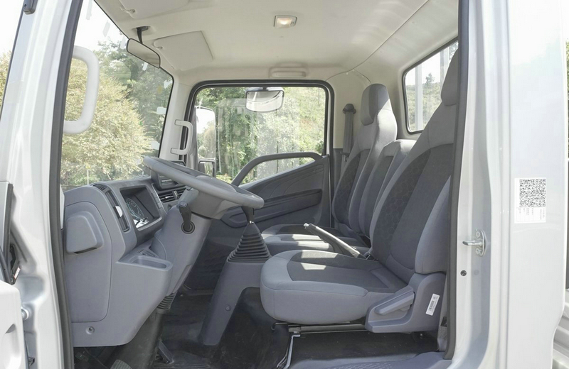 Superior Quality Light Duty Truck JMC Cargo Trucks For Sales
