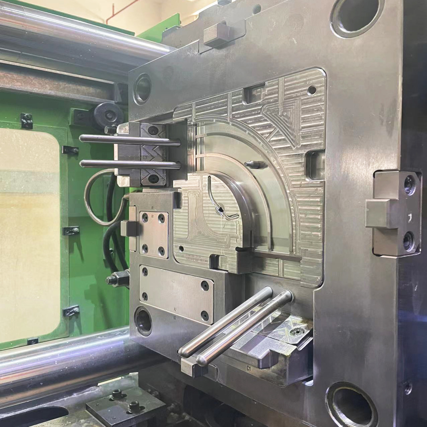 H13 Core Precision Injection Mold with 1 Million Shots Mouldlife