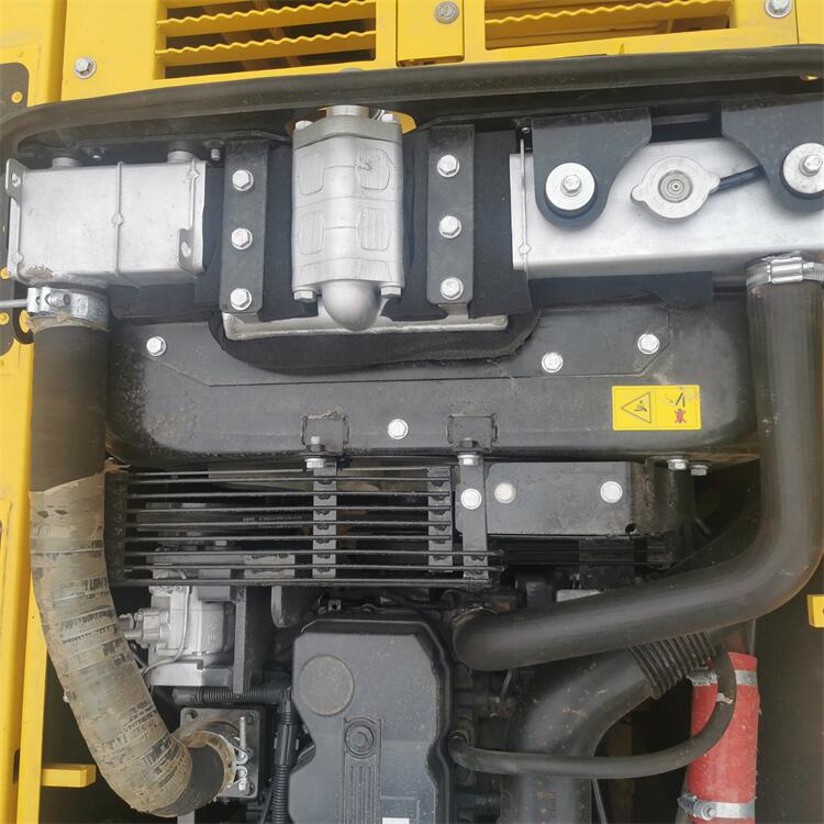 22000 KG Machine Weight Original Japan Used Komatsu PC220-8 Excavator with Less Hours