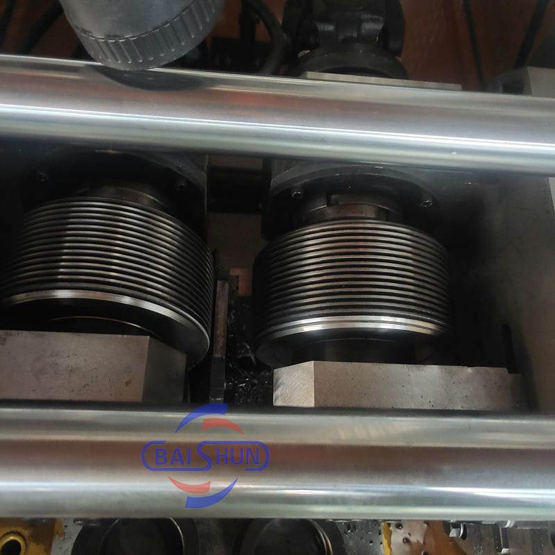 Z28-615 Certificate Guarantees Threader Rolling Screw Making Machine Tools Mold