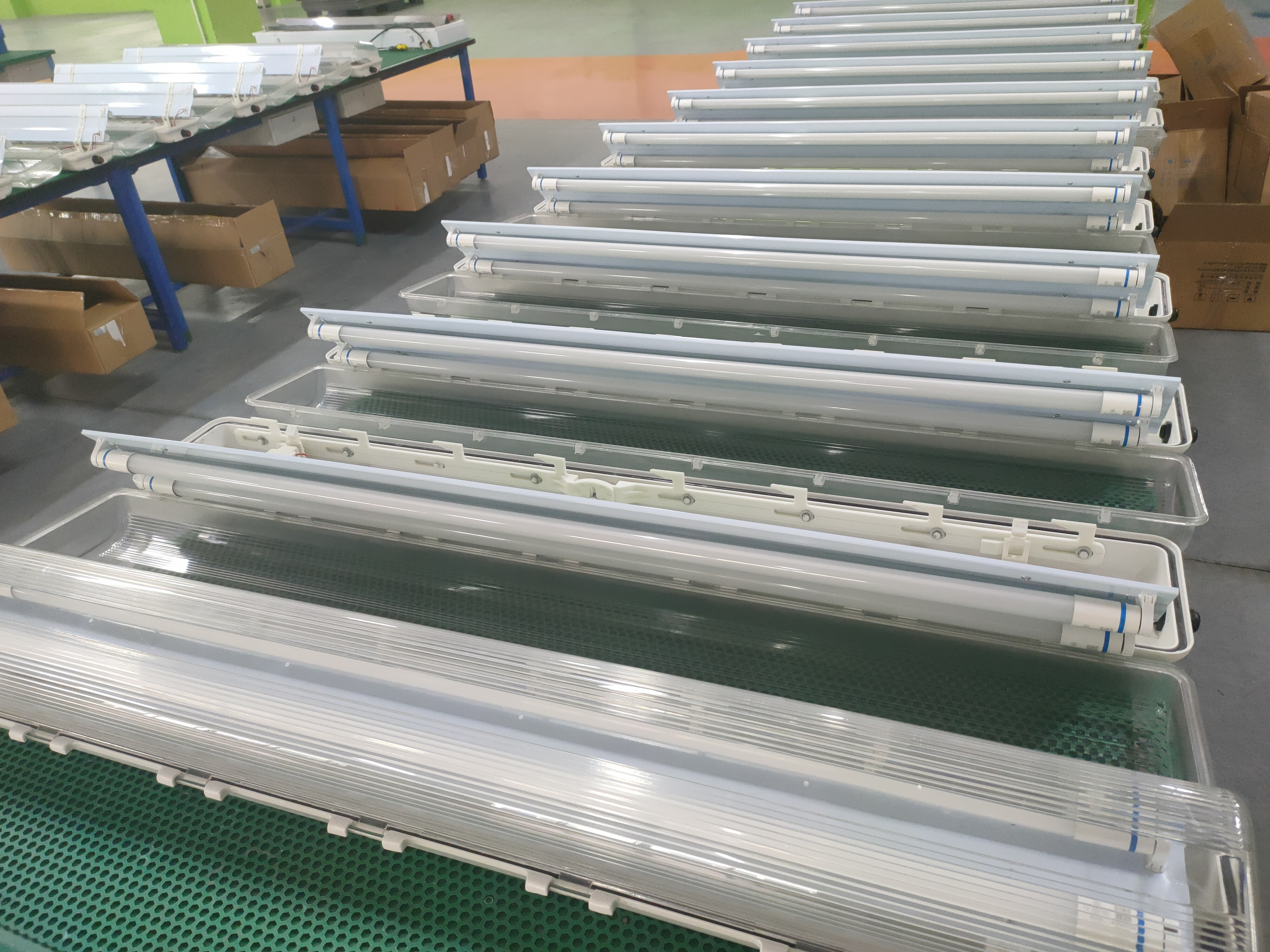 IP66 9-54w Explosion Proof Fluorescent Light GRP Material 100ml/w Efficiency 5 Years Warranty