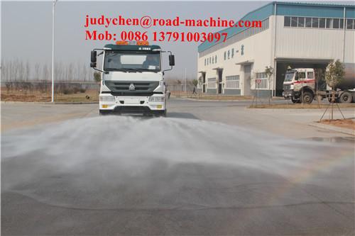 371 hp Liquid Tanker Truck , HOWO 20000 Liters 6X4 Euro 2 Sprinkler Water Tank