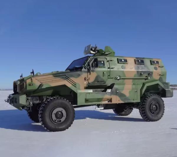 Machine Guns Equipped Military Armoured Vehicles For Military Purpose 700*700