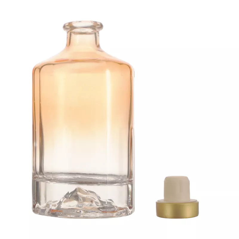 Glass Collar Whisky Vodka Bottle with Cork Cover 750ml Capacity Customized Luxury