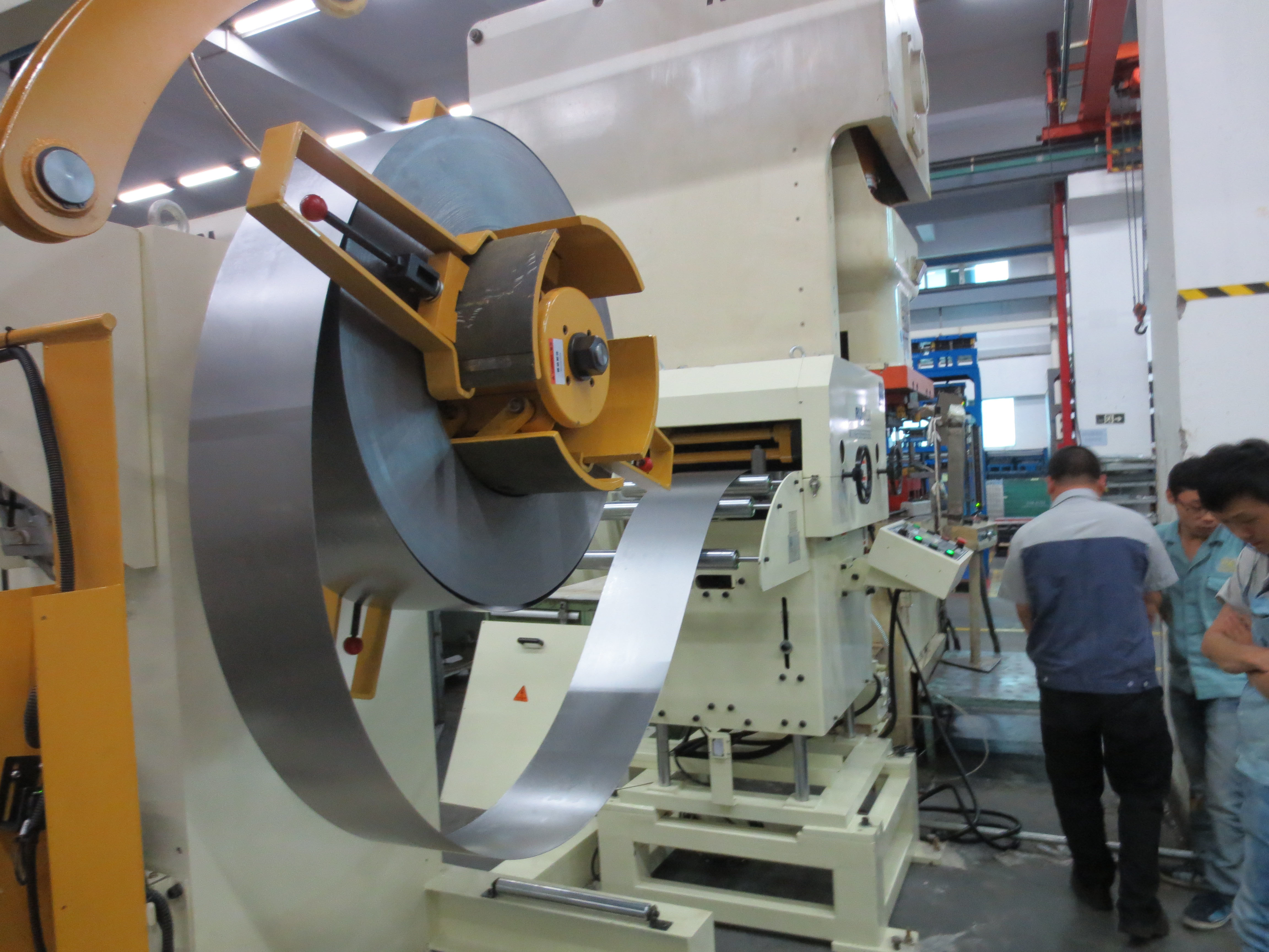 500mm Width 8mm Coil ID Metal Sheet Straightening Machine