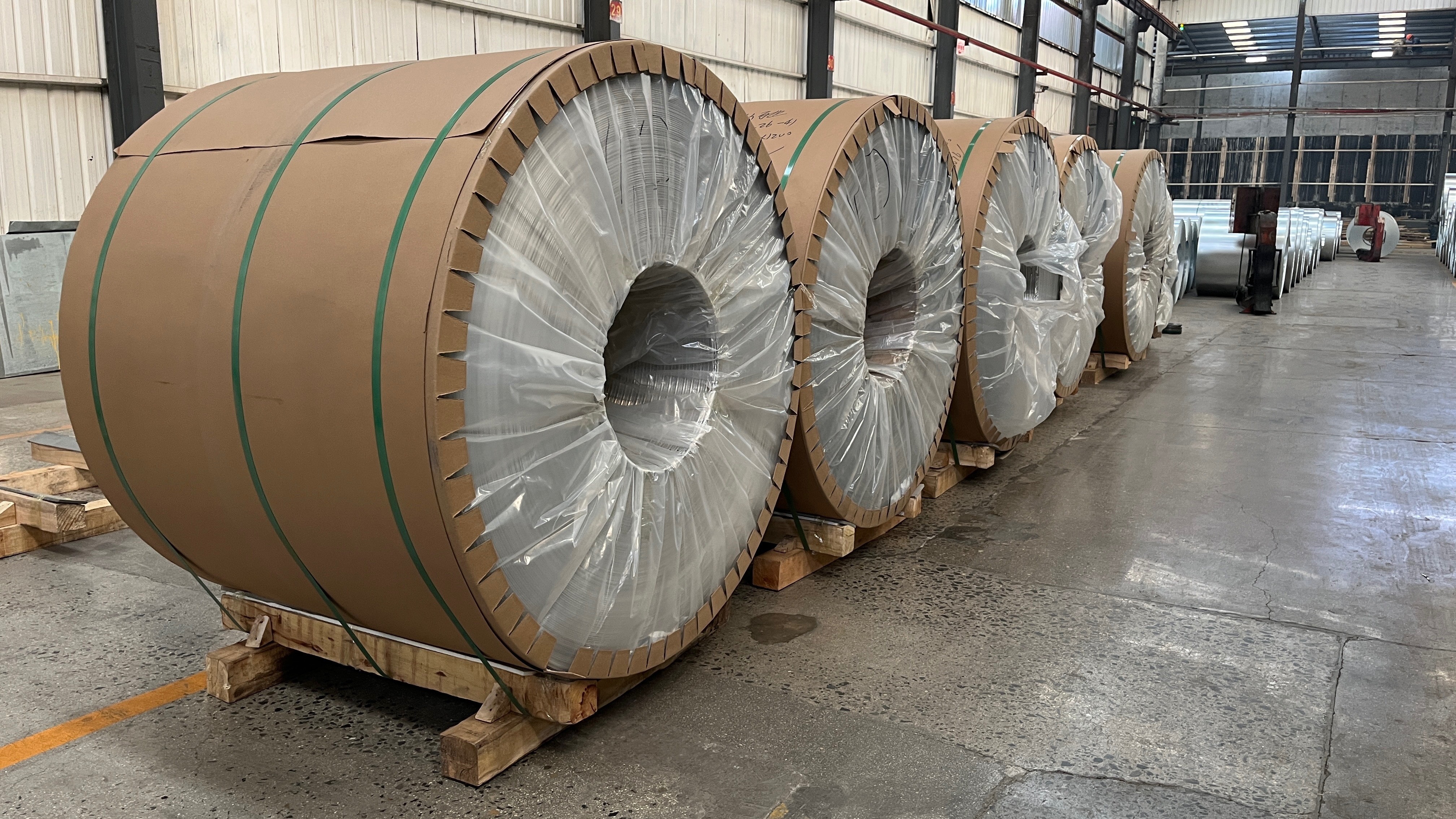 PVDF GRANITE PATTERNED COLOR ALUMINUM COILS 3003 H26 GRADE 1.0*1200 Customized Pattern 50 Years Warranty