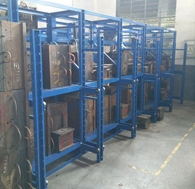  Die mold rack is mainly used to store various mold items. The top can be equipped with a mobile hoist (manual or electric), and the bottom of the drawer is provided with a roller track, which can still be pulled with a small force after being loaded. The additional positioning safety device is safe and reliable. It's divided into light mold rack and heavy mold rack according to the carrying capacity.
