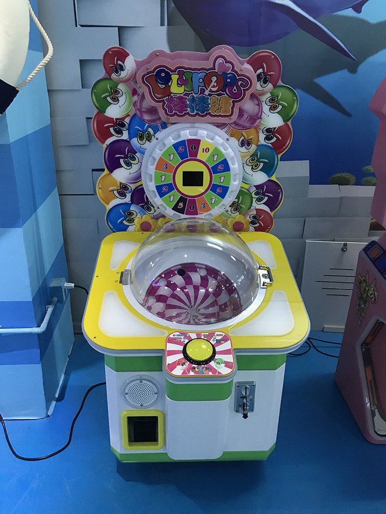 Amusement Park Crane Game Machine , turntable games coin operated candy machine vending