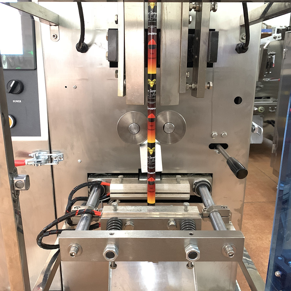 1 - 100ml Liquid 4 Side Sealing Bag Filling Machine Full Automatic
