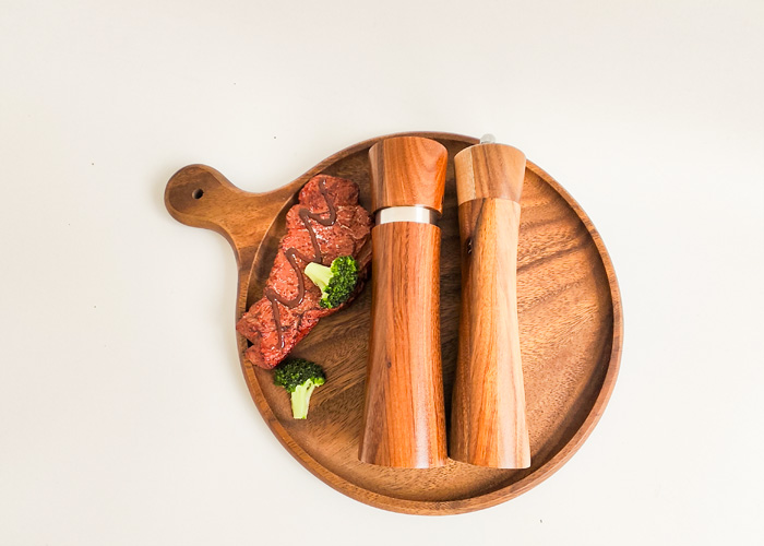 Herbs Or Spices Or Nuts Suitable Natural Wood Pepper Grinders With Durability