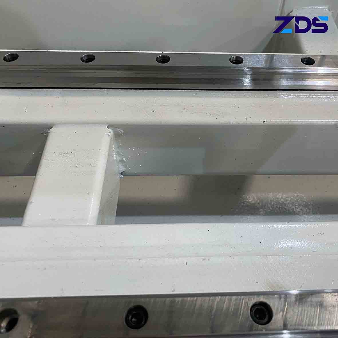 ZDS ODM Horizontal CNC Side Hole Drilling Machine For Woodworking