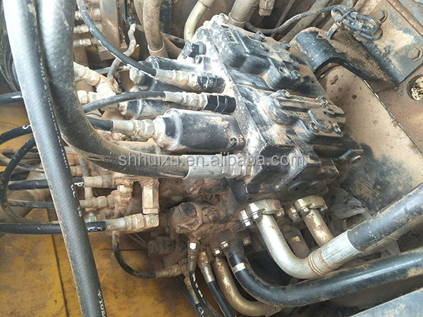 Kobelco SK200 Digging machine second hand crawler excavator Kobelco SK270D