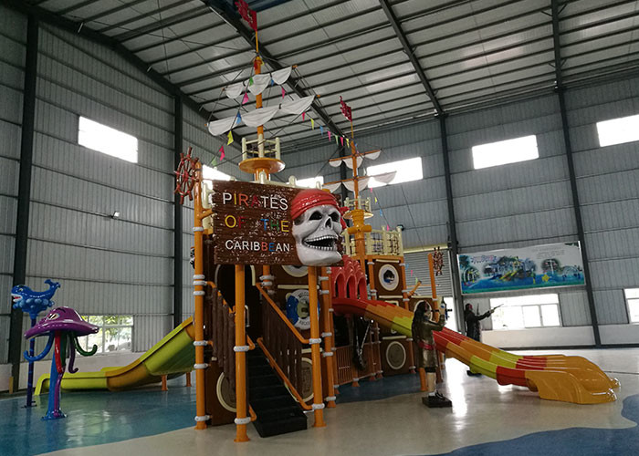 Creative Outdoor Water Park / Family Resorts Water Parks Easy Installation