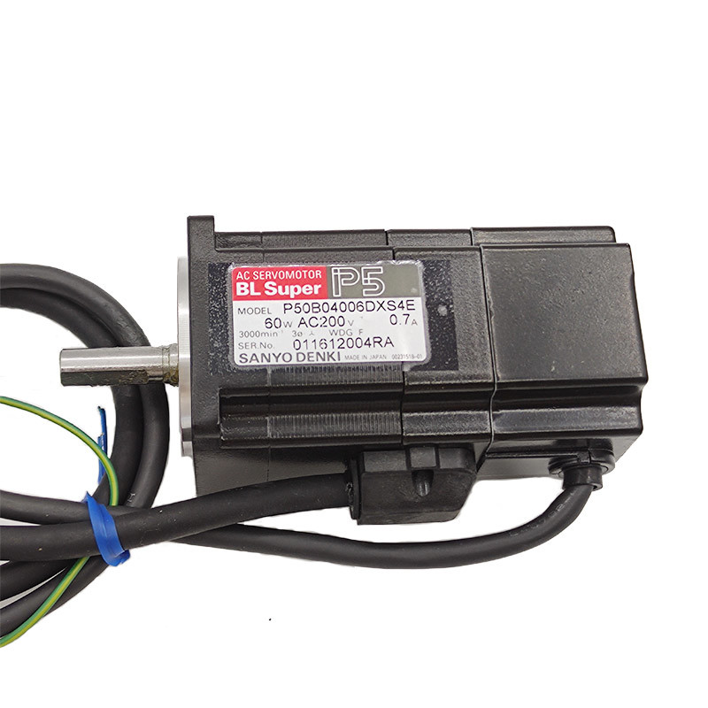 YAMAHA AC Servo Motor 90K55 4W073R new and used Condition
