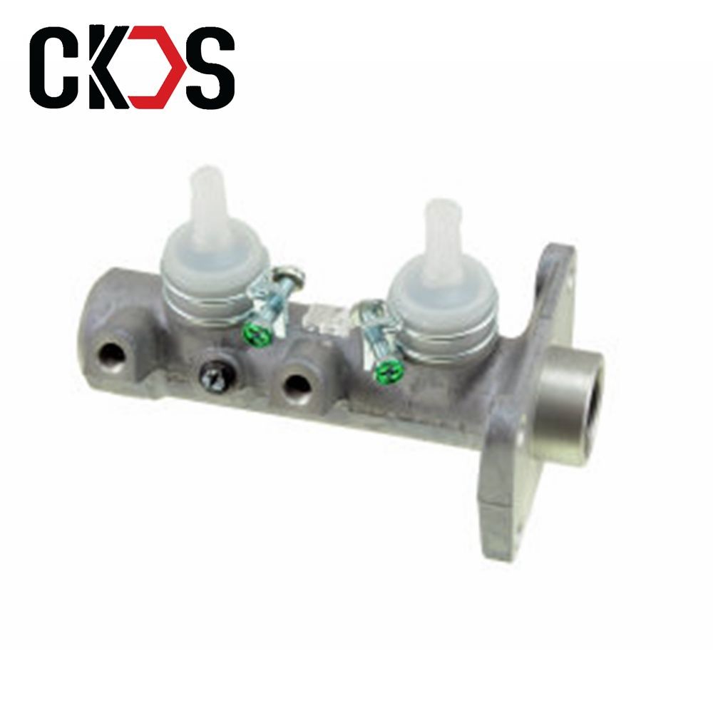Japanese Clutch Truck Parts Clutch Master Cylinder Isuzu Transmission System Parts 8-94441-330-0