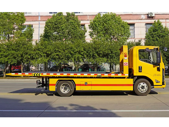 4x2 JMC Tow Trucks Wrecker Truck 1.7 Tons Flatbed Wrecker Road-block Removal Truck