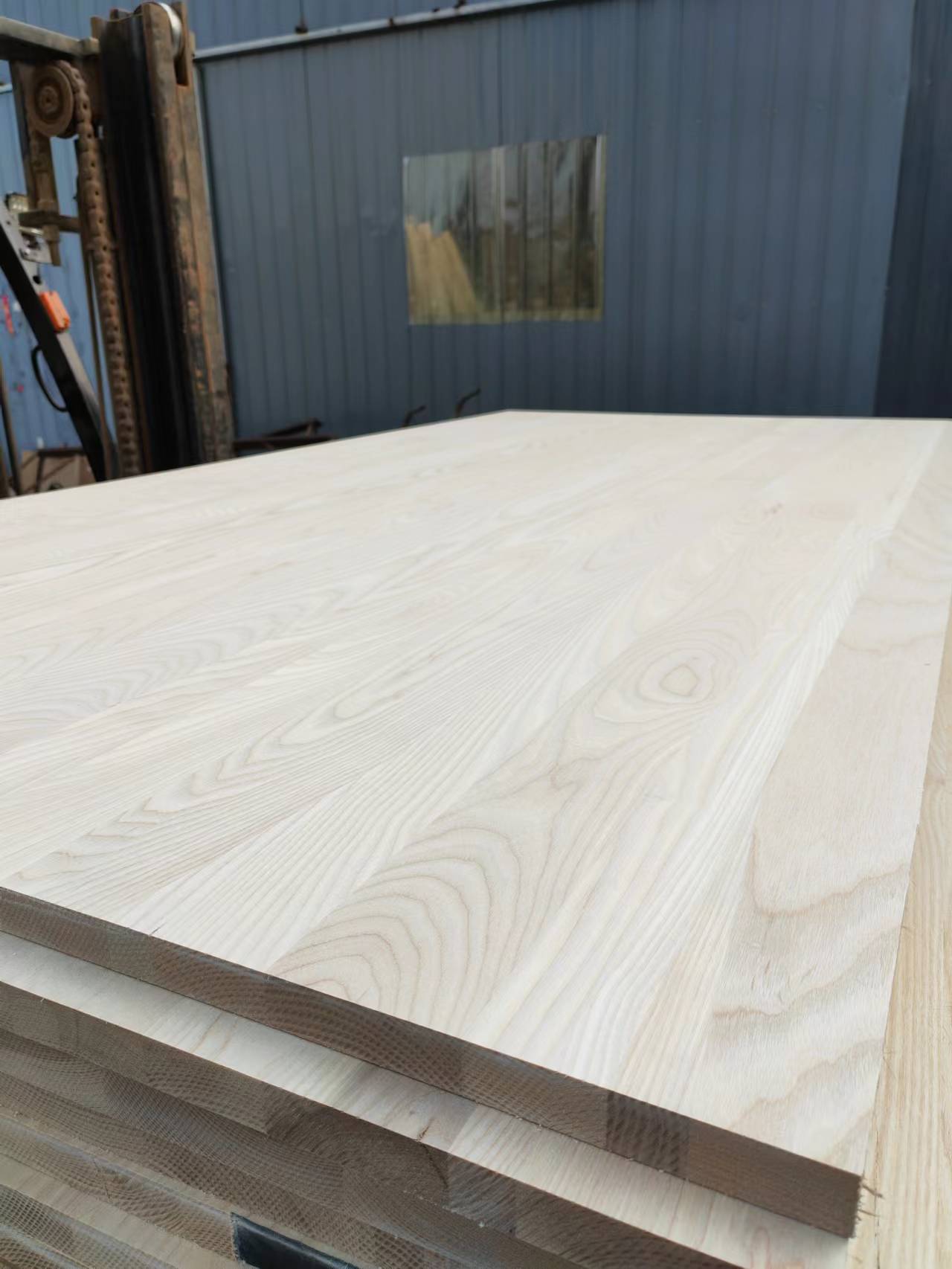 Customized Solid Ash Panel Natural or Painting Solid Wood Board Moisture Content 8-12%