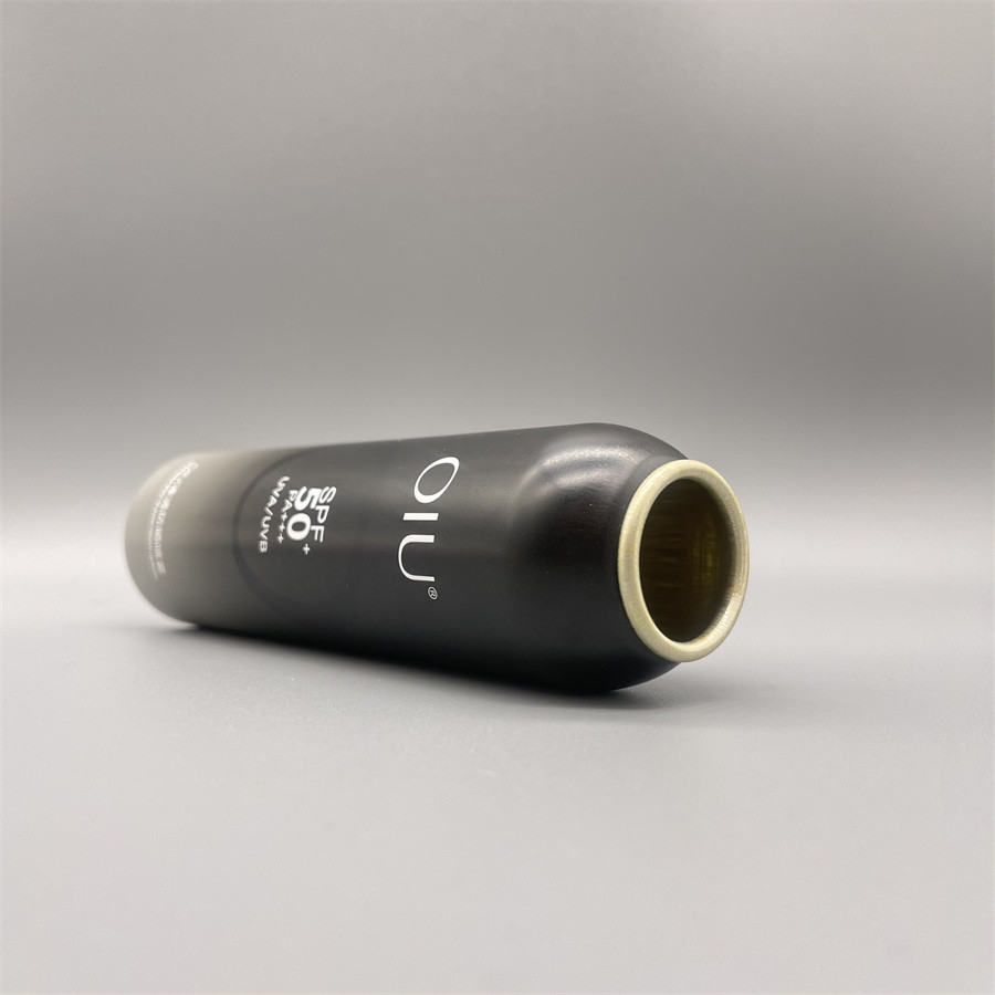 Versatile Aluminum Aerosol Can for Different Applications - Flexible Container for Various Industries