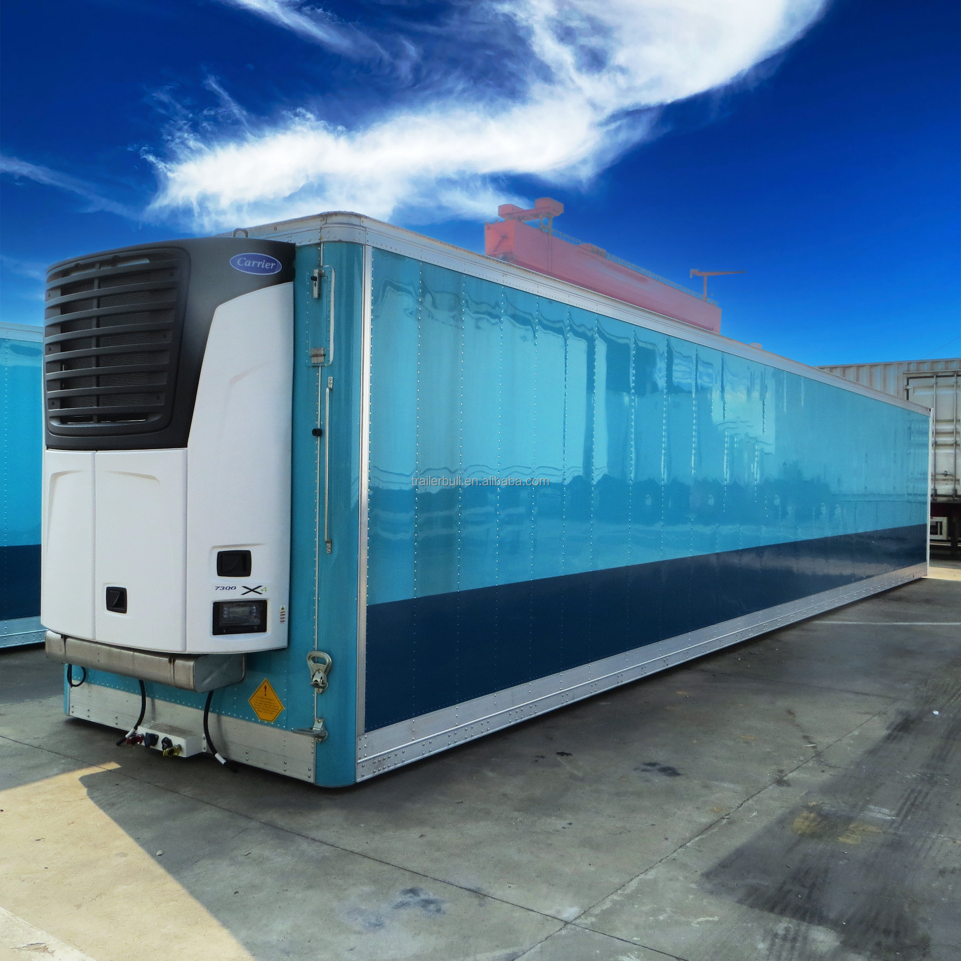Carbon Steel/Aluminum Chassis Aluminum Structural PUR Foaming Box Body Semi Trailer