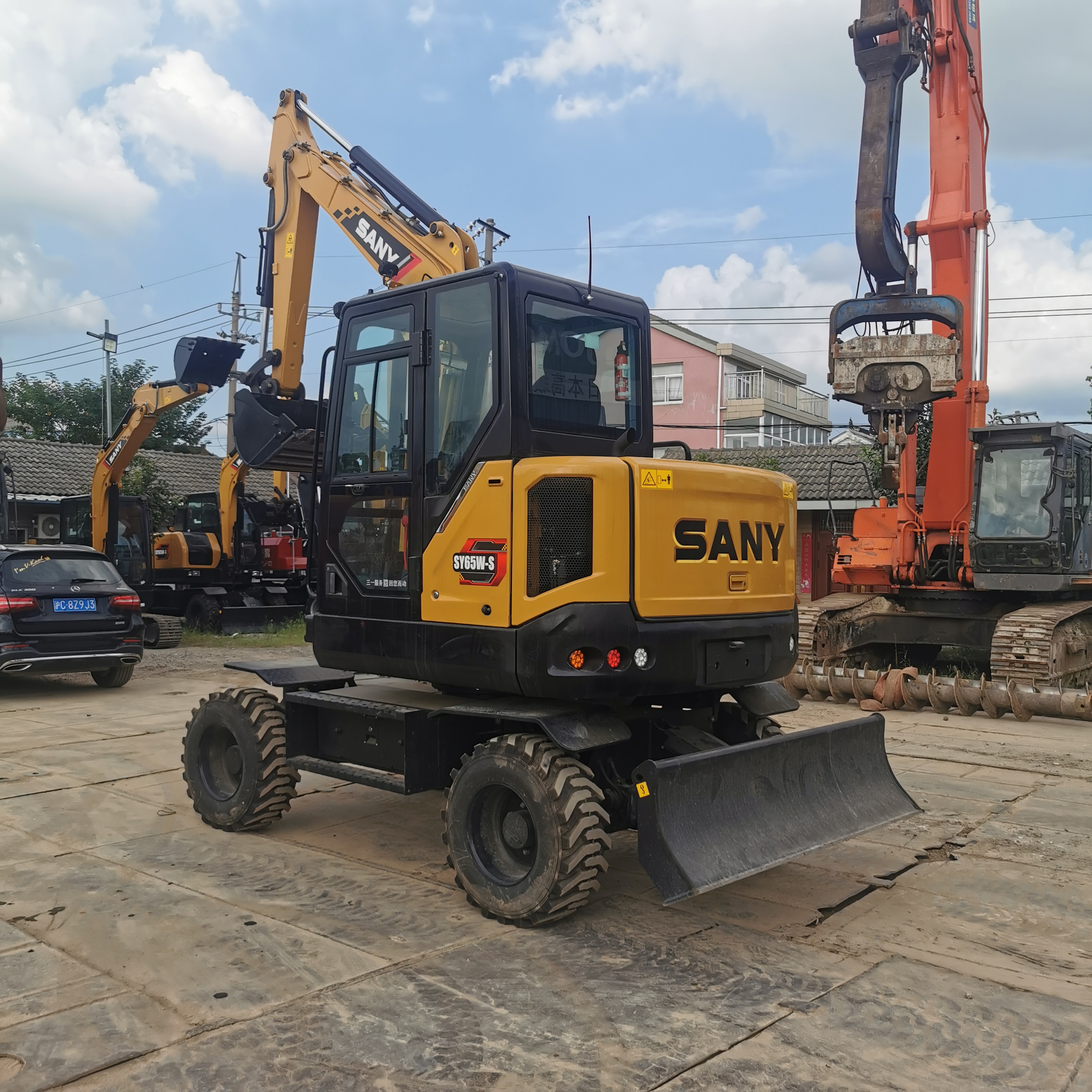 Sany Excavator SY65W-S Equipped with Original Hydraulic Valve and 0.25m3 Bucket Capacity