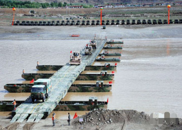 Elevated Pontoon Bridge / Floating Bridge/River-crossing equipment