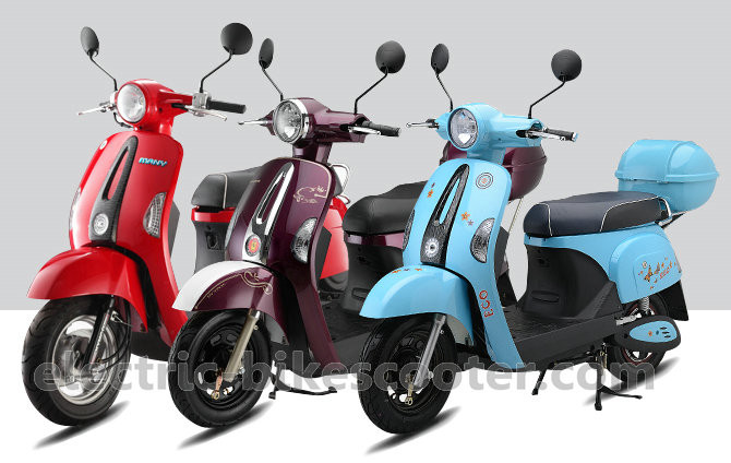 50km/H Vespa Type Electric Scooter Pedal Assisted 10 Inch Tires With Drum Brake