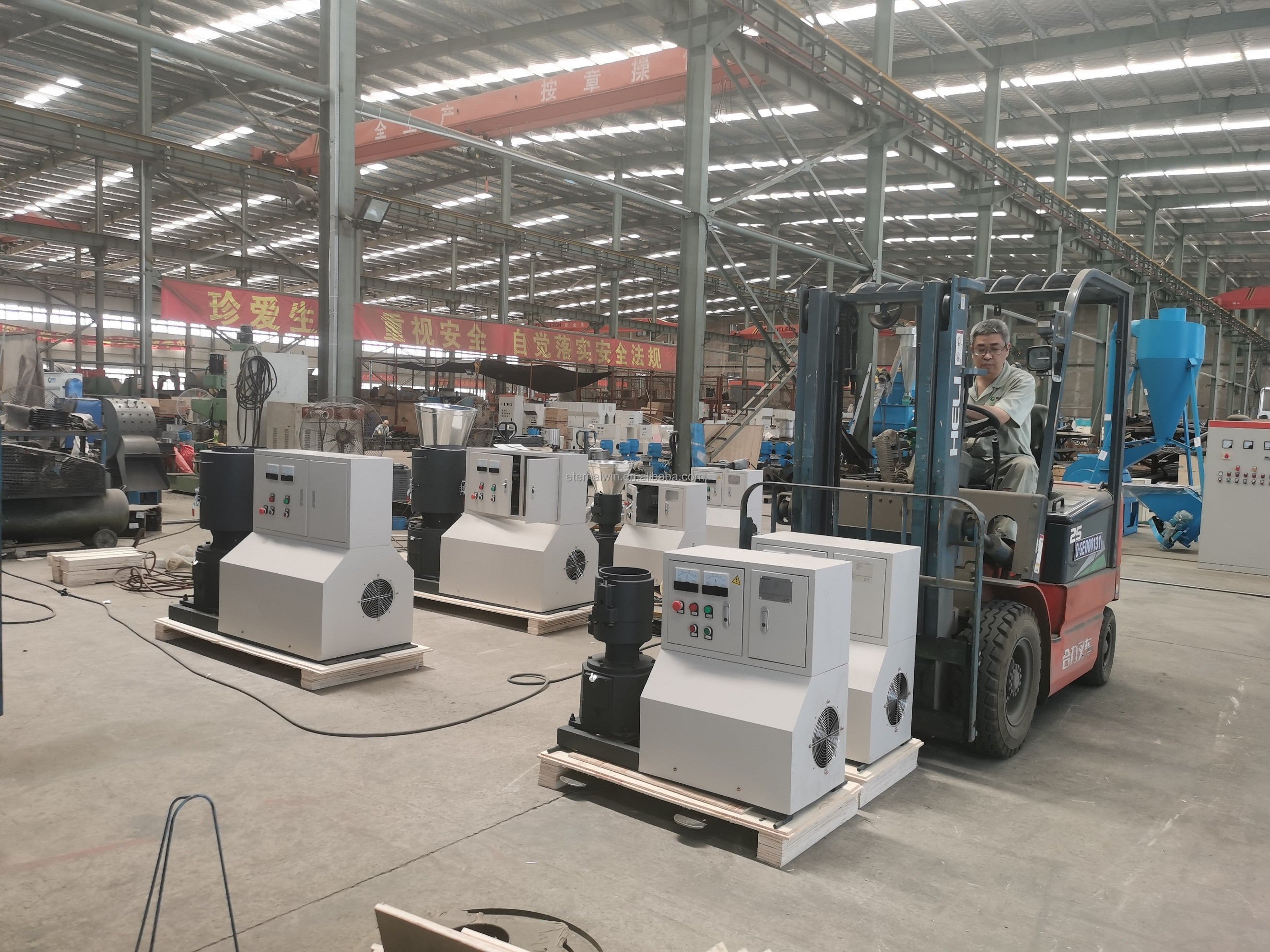250~500kg/h roller rotate wood pellet mill biofuel straw sawdust pellet making for home heating 1 warranty