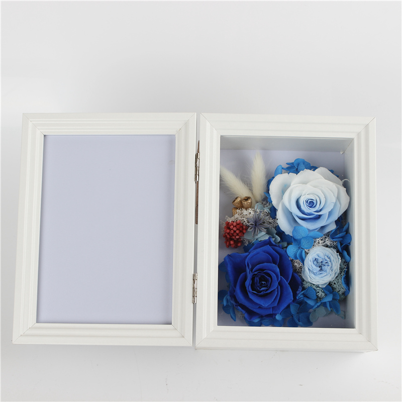 Colorful Dried Flower Photo Frame Eco Friendly Great For Christmas Decoration