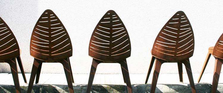 Outdoor Metal Furniture Corten Steel Chair with Leaf Shaped Cutting