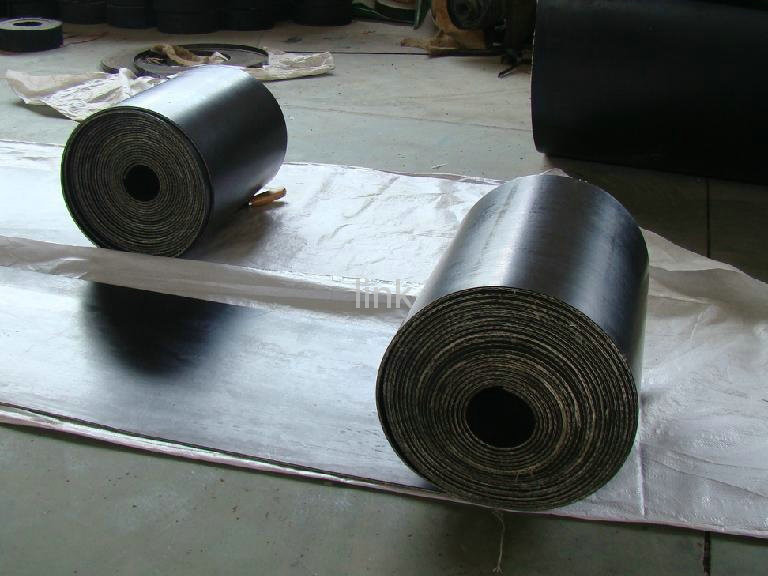 Black Industrial Rubber Sheet 80+-5 Shore A Hardness 6-12Mpa Tensile Strength