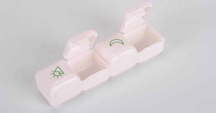 Portable Creative style foldable travel plastic cup with pill case, Random color creative travel cup with pill case for