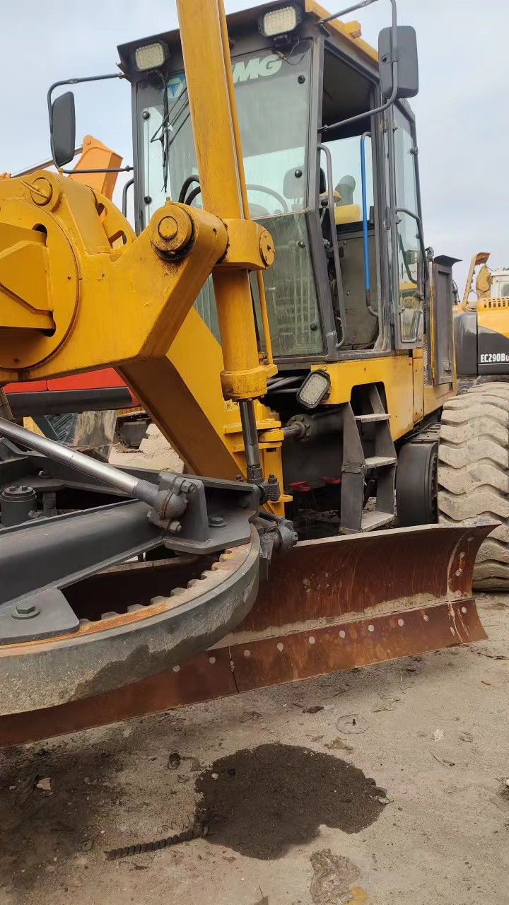 XCMG 180 Grader From China Normal Use Good Quality And Affordable Price