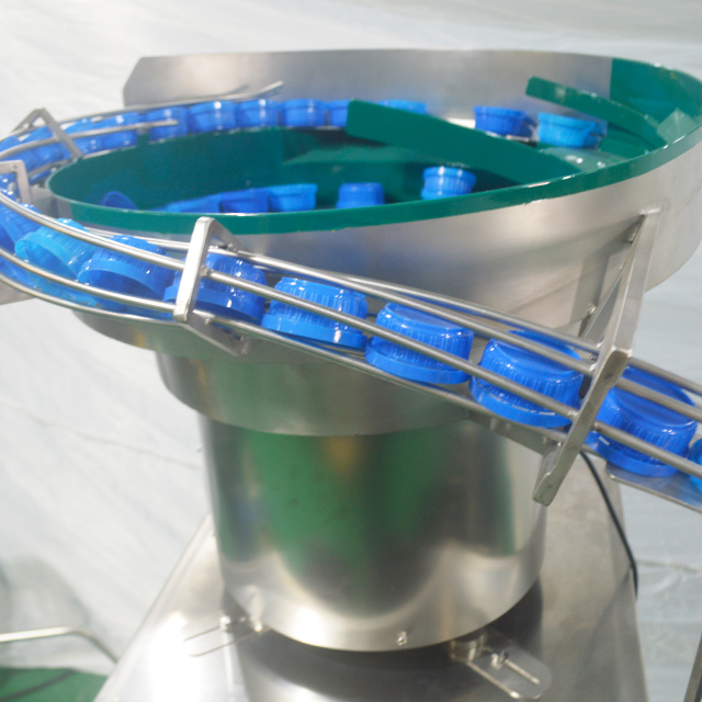 5 Head Gear Pump Liquid Detergent Filling Machine for Stainless Steel 304 in Guanhong