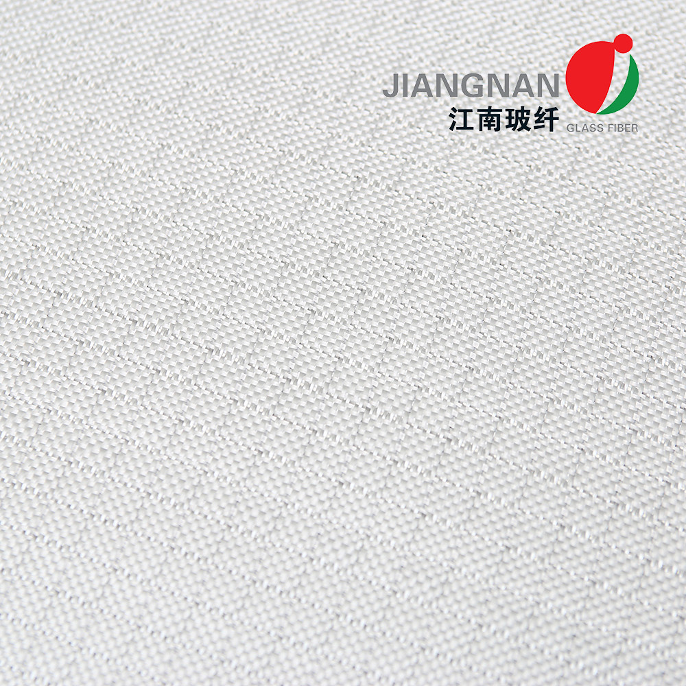 0.6mm FW600 Double Plain Weave Fire Resistant High Temperature Resistant Fiberglass Fabric