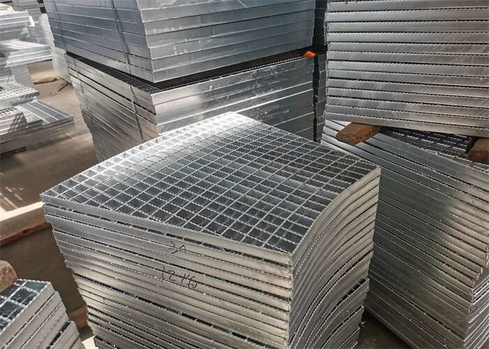Port Unloading Thickened Platform Steel Grating Hot Dip Galvanized SGS Approved