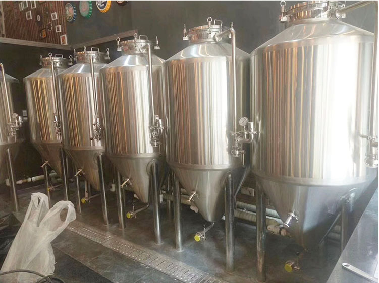 50L Commercial Beer Making Machine Brewery Equipment with 2.5*0.8*1.8m Dimensions