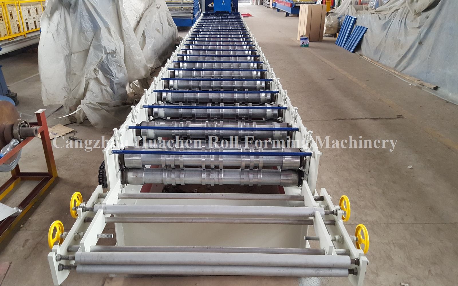 Galvanized Roofing Sheet Roll Forming Machine PLC Cold Roll Forming Equipment