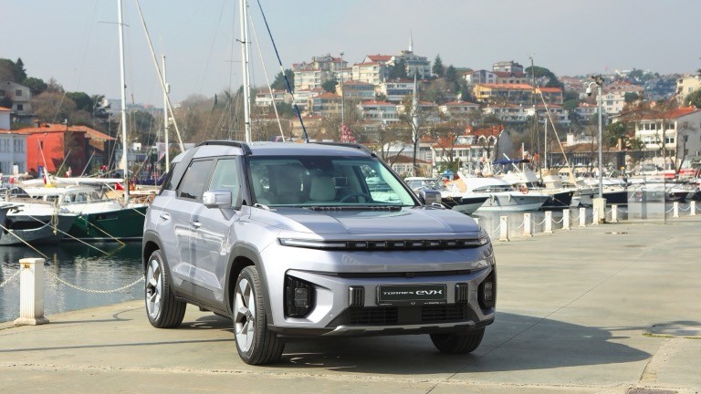 Newest Pure Electric Vehicle KGM Torres EVS 109mph Top Speed 152kw 207Ps Maximum Power Ready To Go Pure Electric Car