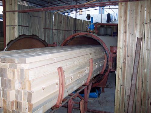 Safety Chemical Wood Autoclave Machine For wood processing , High Pressure