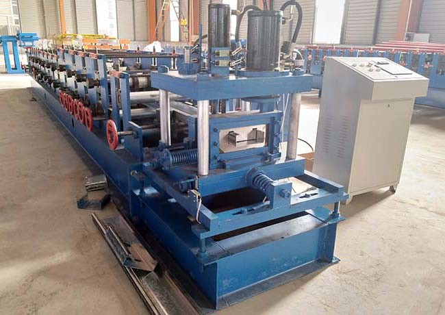 U Shape Purlin Roll Forming Machine 20mm Middle Plate For Construction Material Making
