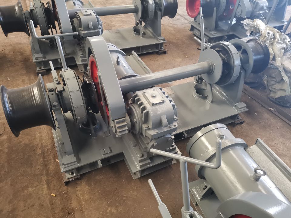 Hydraulic 15kN 7.5kW Dia 19mm LRS Certification Marine Anchor Windlass
