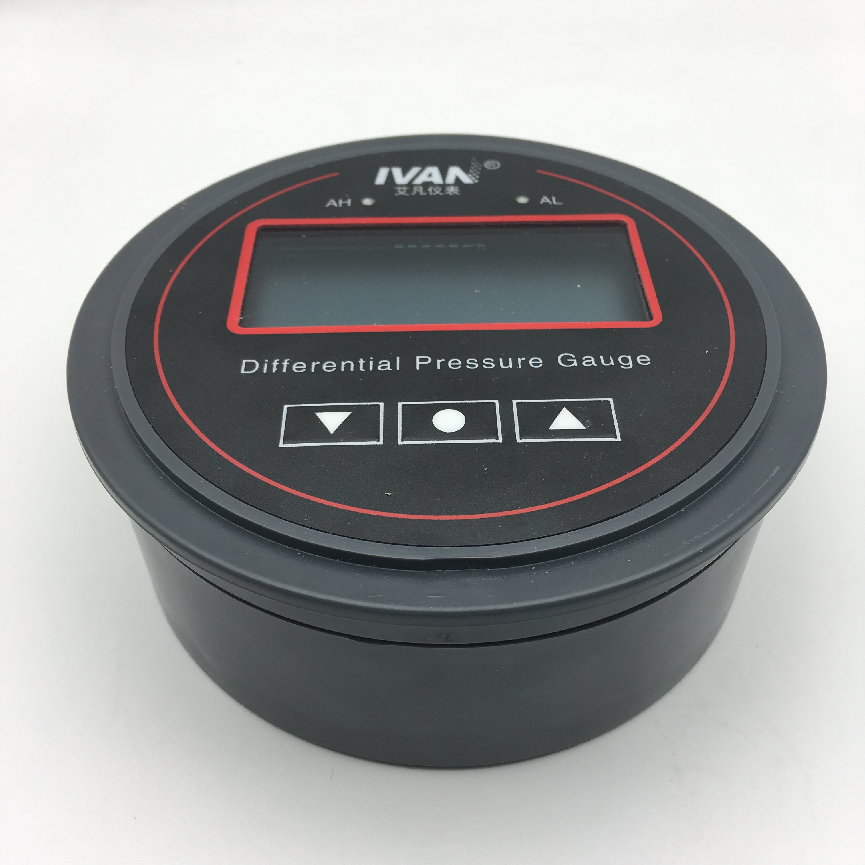Long-Term Stability ±0.5% FS/Year Micro Differential Pressure Meter